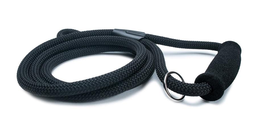 Fetchum Leash In The Bark Knight + Comfort Grip