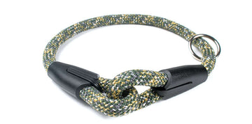 Fetchum Dog Collar in Komodo Kamo made of climbing rope with a fixed length and durable woven structure.