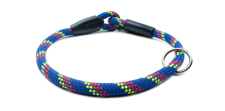 Fetchum Dog Collar in Laser Swirl made from climbing rope, durable and odor-resistant collar for dogs.