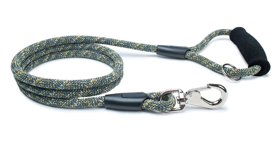 Fetchum Leash In Komodo Kamo + Comfort Grip with swivel marine clip and comfort foam handle.