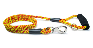 Fetchum Leash In Tribal Sunset + Comfort Grip with premium climbing rope and comfort foam handle.
