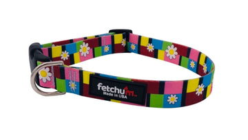 Retro Flower Collar featuring colorful flower patterns, made with durable materials and reflective strips for safety.