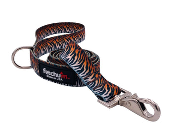 WILD TIGER LEASH with stylish swivel snap and D ring, made with durable polyester webbing, 5ft long.