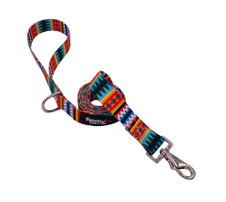 YUKI DOG LEASH featuring a vibrant design, strong polyester webbing, and a stylish swivel snap for comfort and durability.